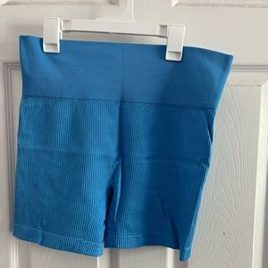 COLSIE (target brand) ribbed gym shorts SIZE XL